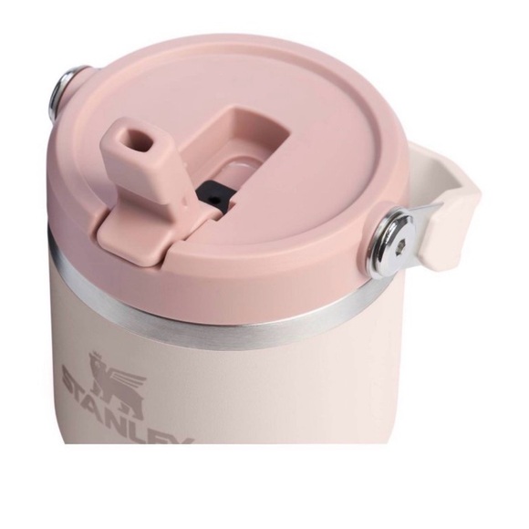 Stanley 20 oz Stainless Steel Ice Flow 2.0
Flip Straw Tumbler Rose Quartz - Picture 3 of 4